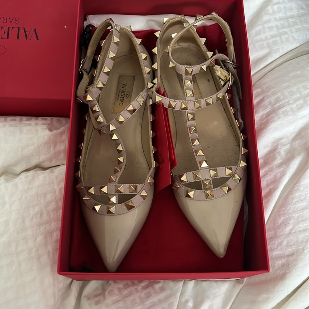 Valentino rockstud flats 36 1/2 - Picture 1 of 9